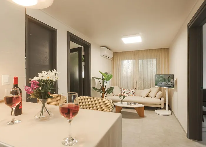Lumini House 아파트